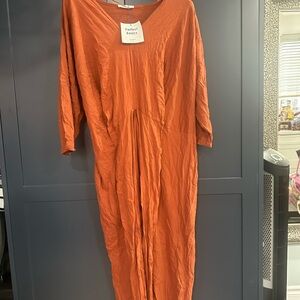 (NEW WITH TAGS) Rust Orange 3/4 Sleeve Dress